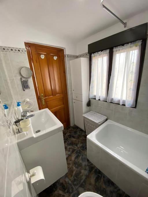 Вилла La Casa De Anita Y Jose Колунга Экстерьер фото